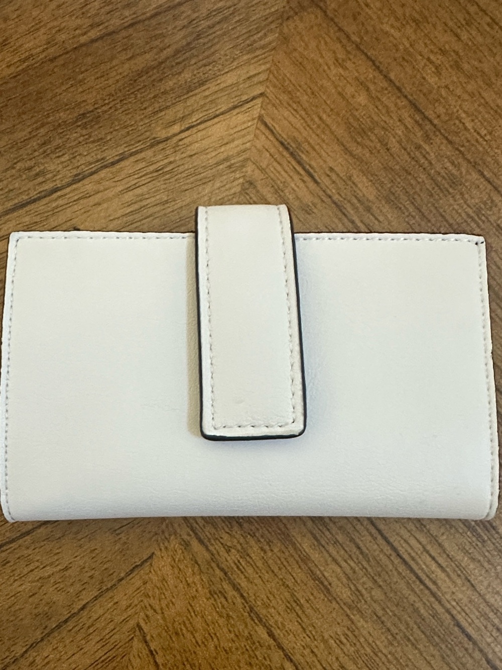 Vera Wang Beige Wallet Snap Closure